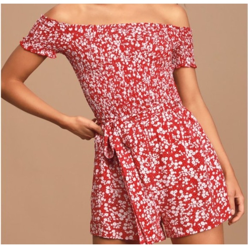 Lulus Red Ditsy Floral NO Belt Off The Shoulder Shorts Smocked Romper Sz M